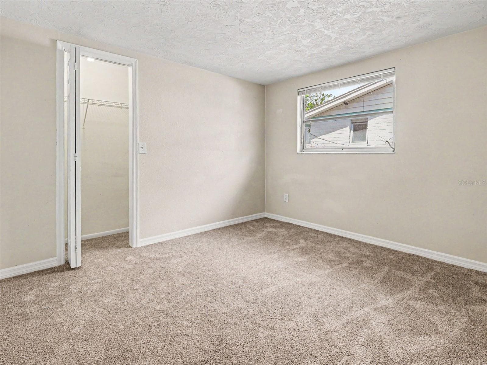 Single Family Residence at 3609 TRUMAN DR, HOLIDAY, photo 15 of 21