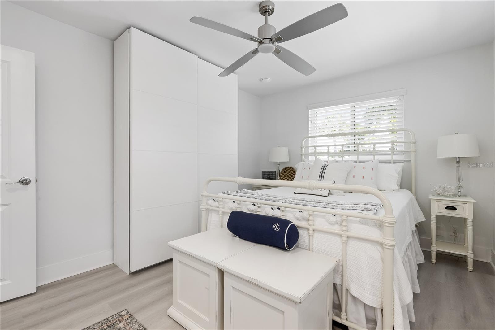 Condominium at 524 SPANISH DR S #125, LONGBOAT KEY, photo 27 of 41