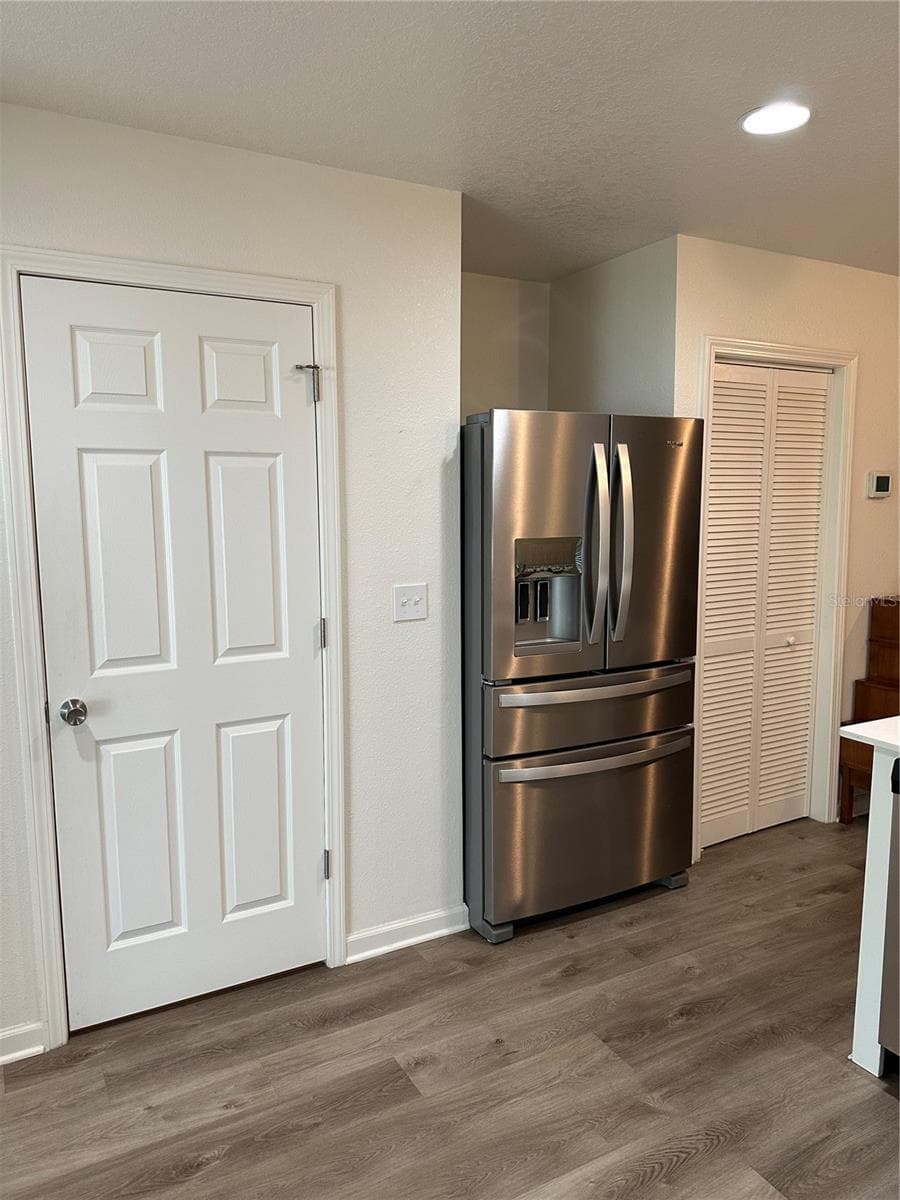 Spacious pantry - 10010 MCMAHON AVE, HASTINGS