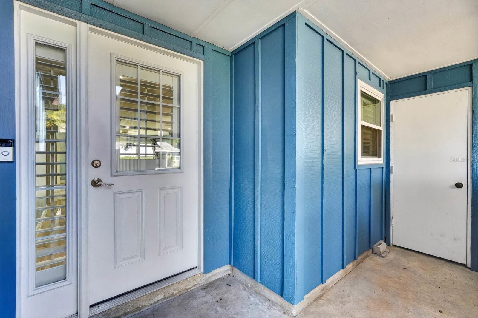 Half Duplex at 1136 HARBOUR POINT DR, PORT ORANGE, photo 6 of 57