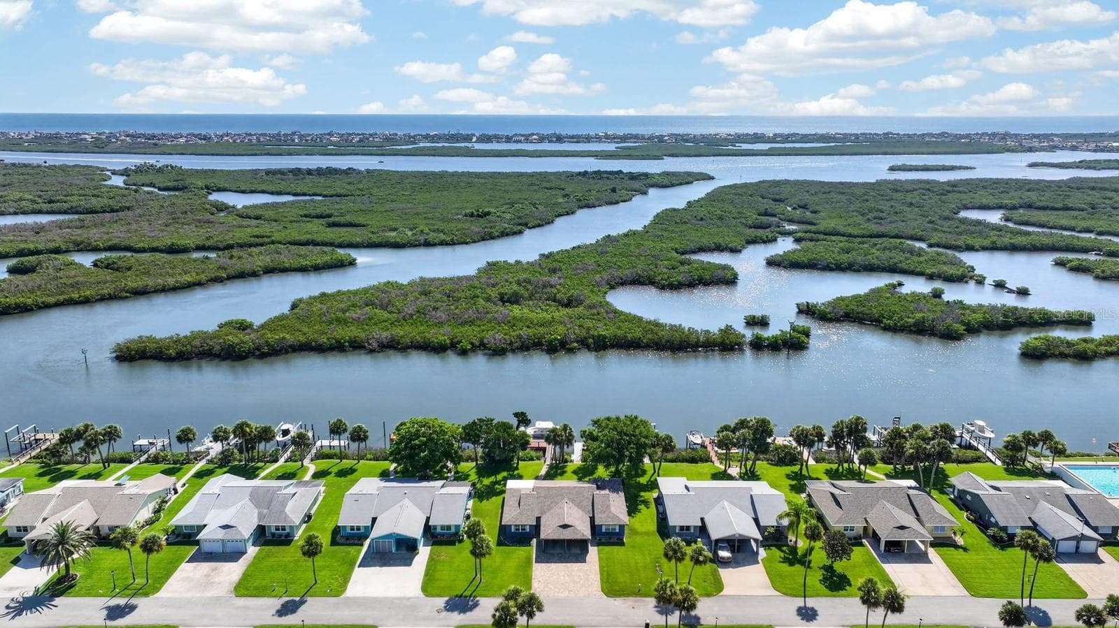 Half Duplex at 1136 HARBOUR POINT DR, PORT ORANGE, photo 51 of 57