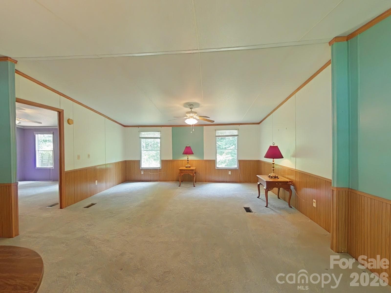 Family Room - Clover