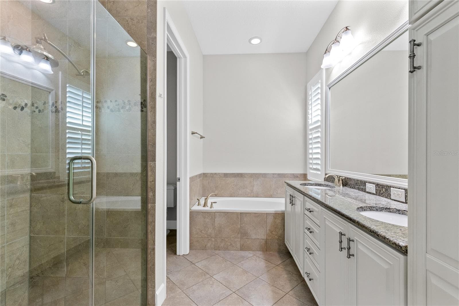 Primary Bath. - 8460 BERGSON PL, ORLANDO