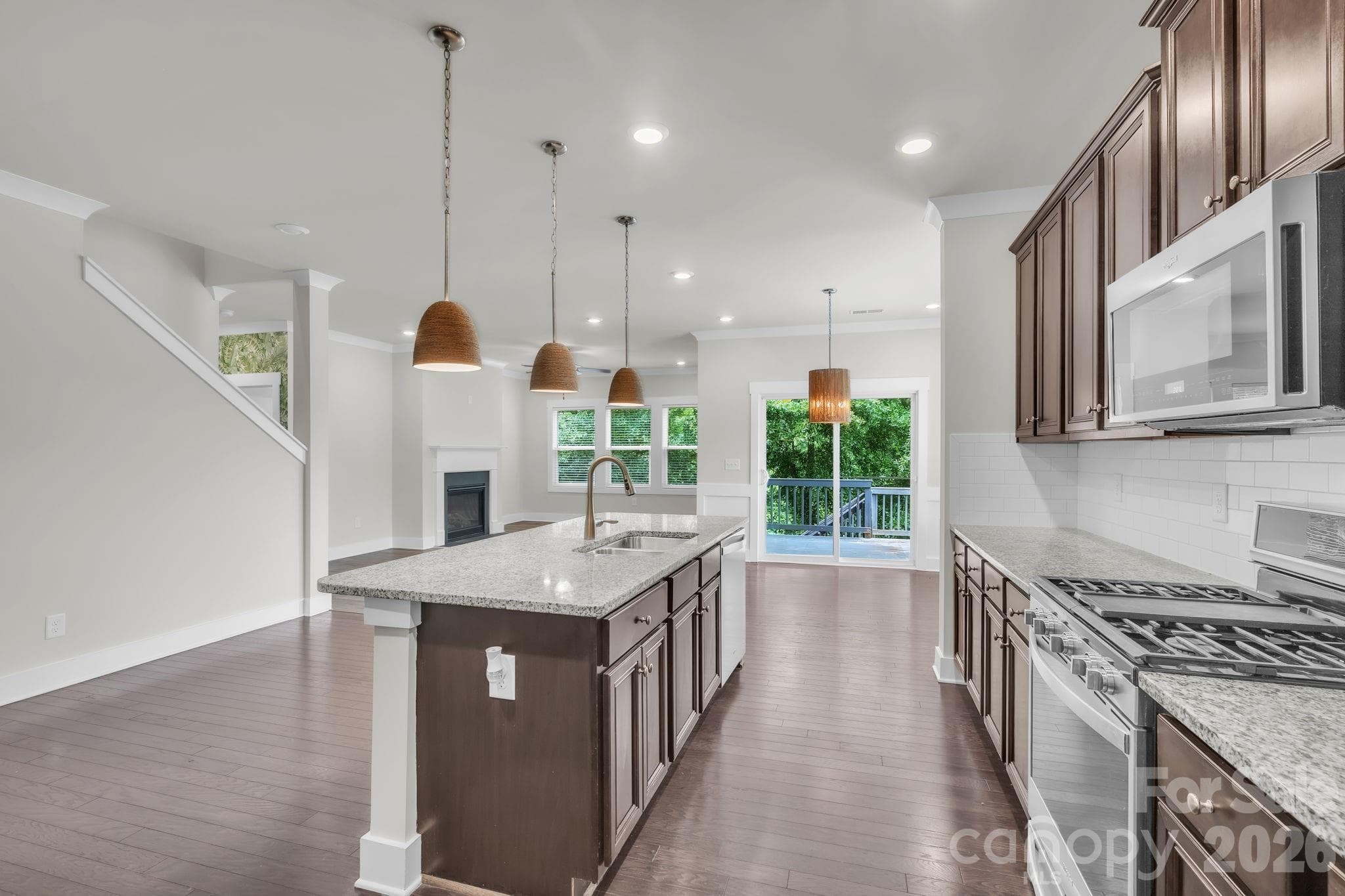 Single Family Residence at Simpsonville, photo 6 of 42