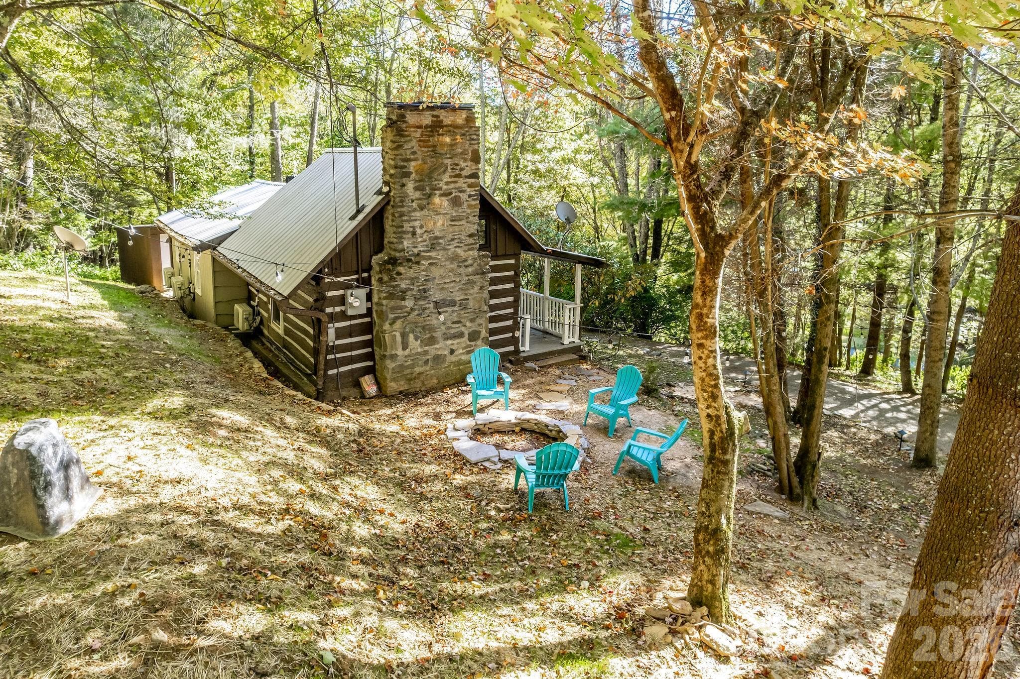 Single Family Residence at 284 Grady Winkler Road, Boone, photo 3 of 39