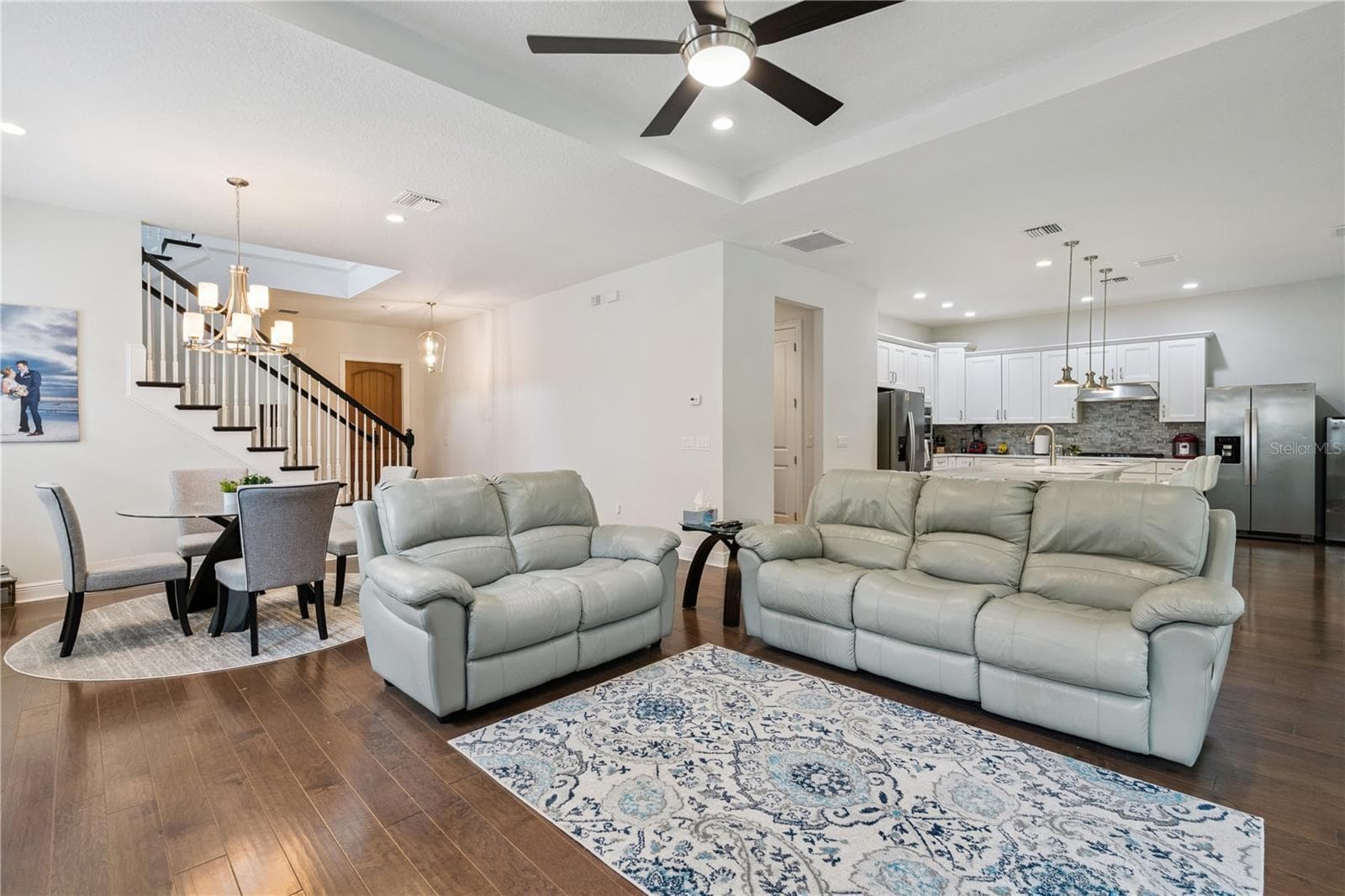 Great Room overlooking Dining Area - 15709 SHOREBIRD LN, WINTER GARDEN