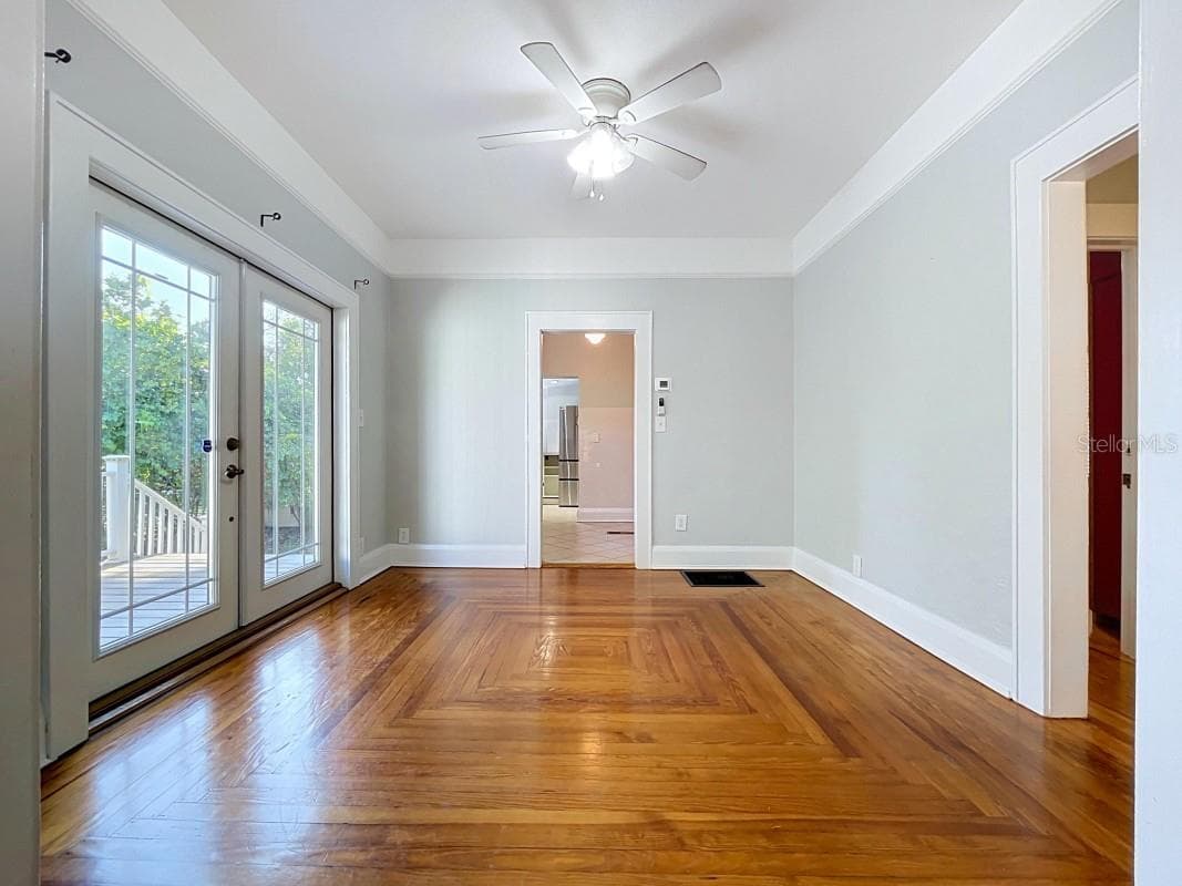 Single Family Residence at 806 JOHNSON AVE, LAKELAND, photo 32 of 50