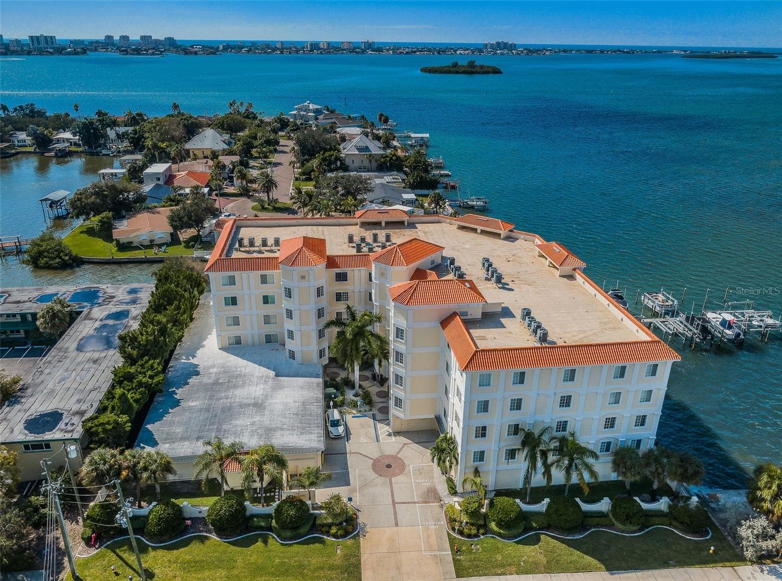 Condominium at 1860 N FORT HARRISON AVE #103, CLEARWATER, photo 7 of 94