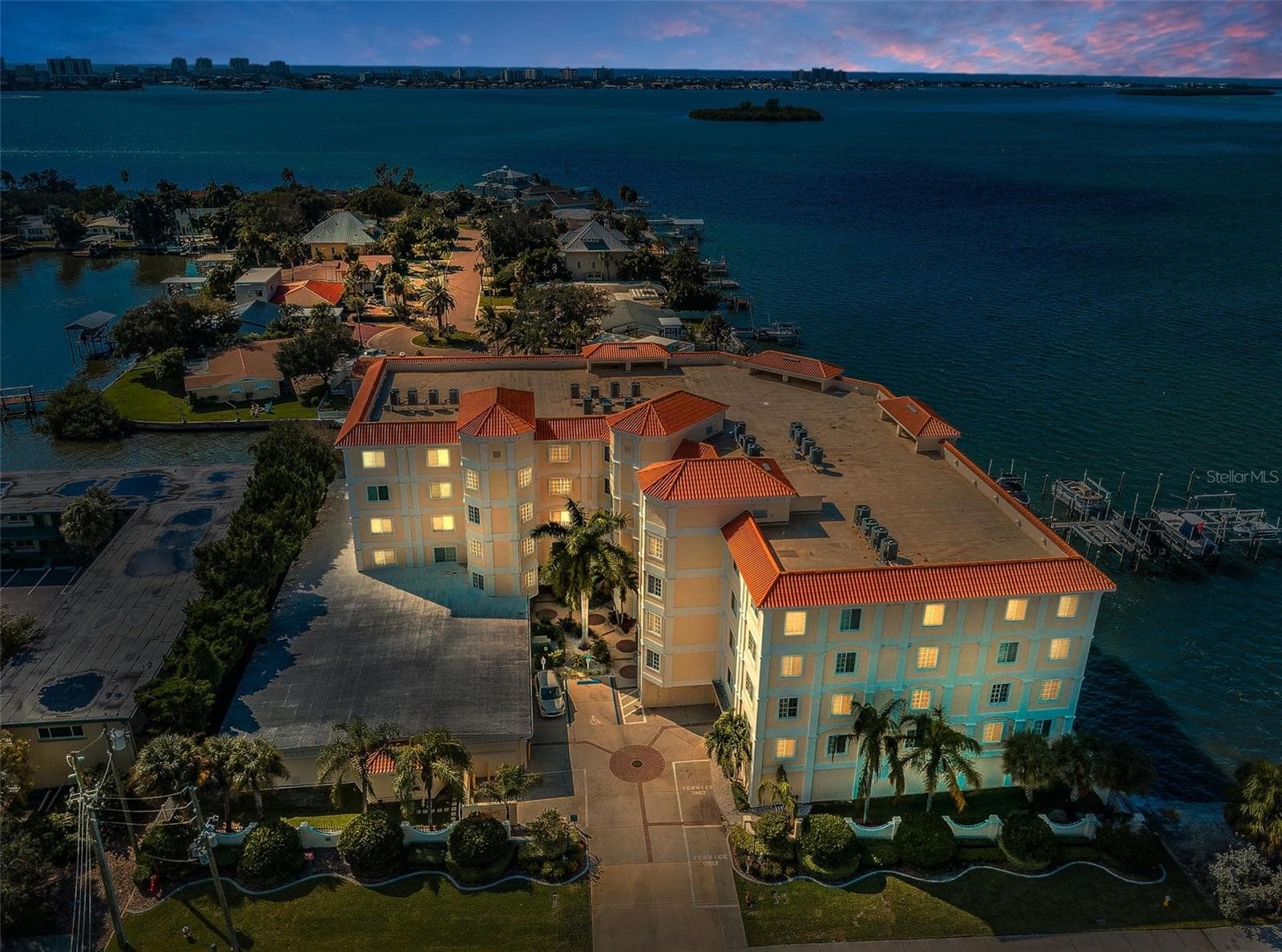 Condominium at 1860 N FORT HARRISON AVE #103, CLEARWATER, photo 86 of 94