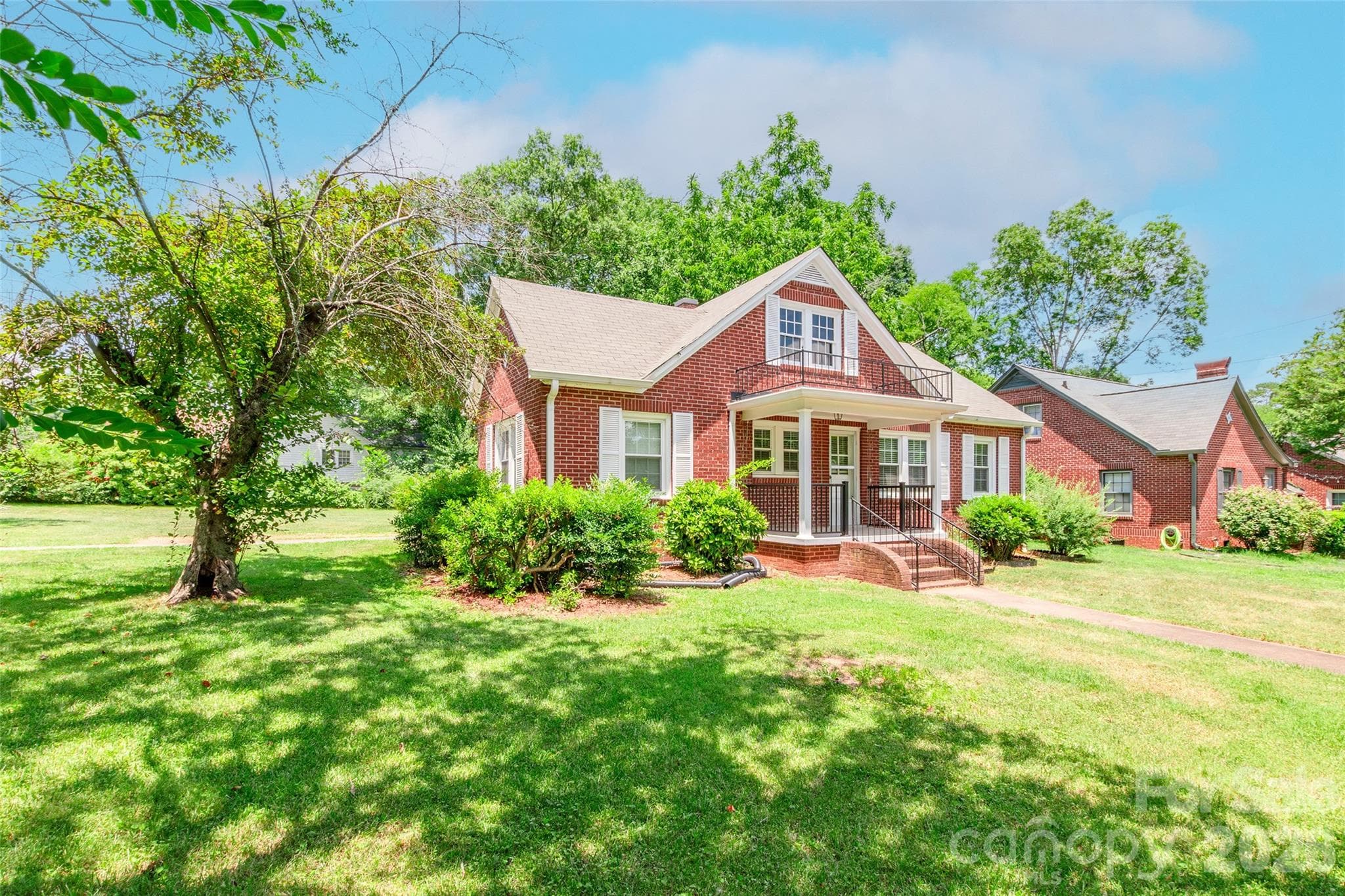 Single Family Residence at Statesville, photo 5 of 27