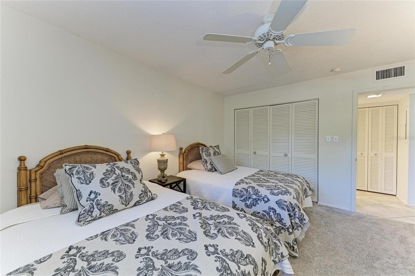Condominium at 8625 MIDNIGHT PASS RD #208B, SARASOTA, photo 34 of 63