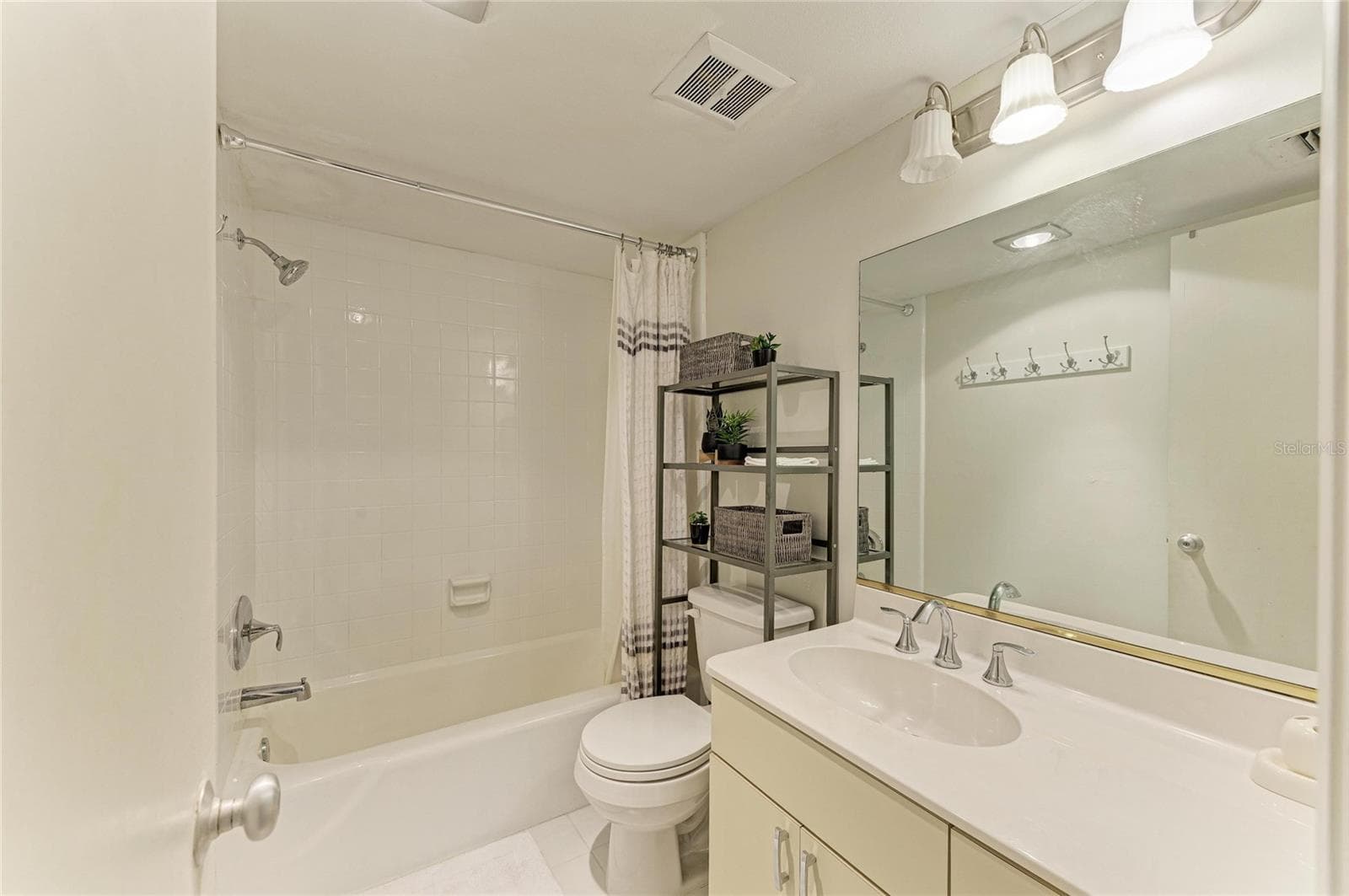 Condominium at 8625 MIDNIGHT PASS RD #208B, SARASOTA, photo 36 of 63