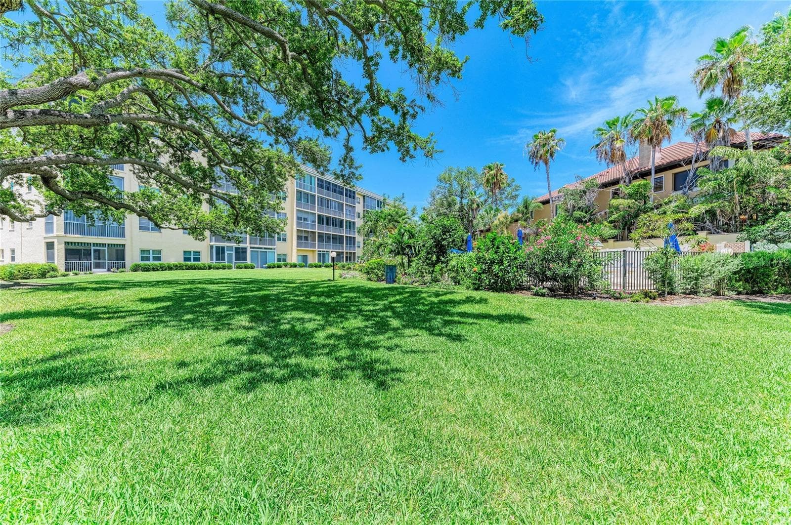 Condominium at 8625 MIDNIGHT PASS RD #208B, SARASOTA, photo 38 of 63