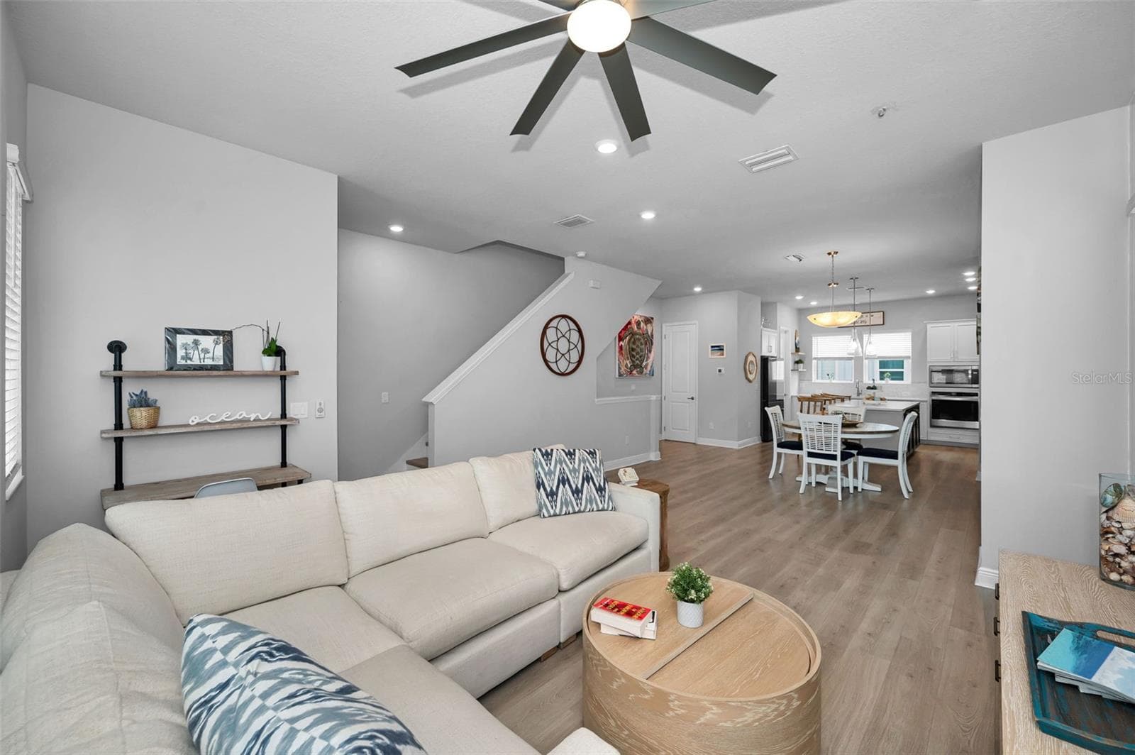 Living room area to kitchen - 2458 MANGUM CT, SARASOTA