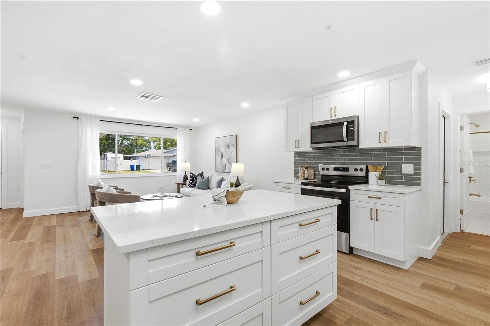 Single Family Residence at 1199 KEENE RD, DUNEDIN, photo 26 of 33