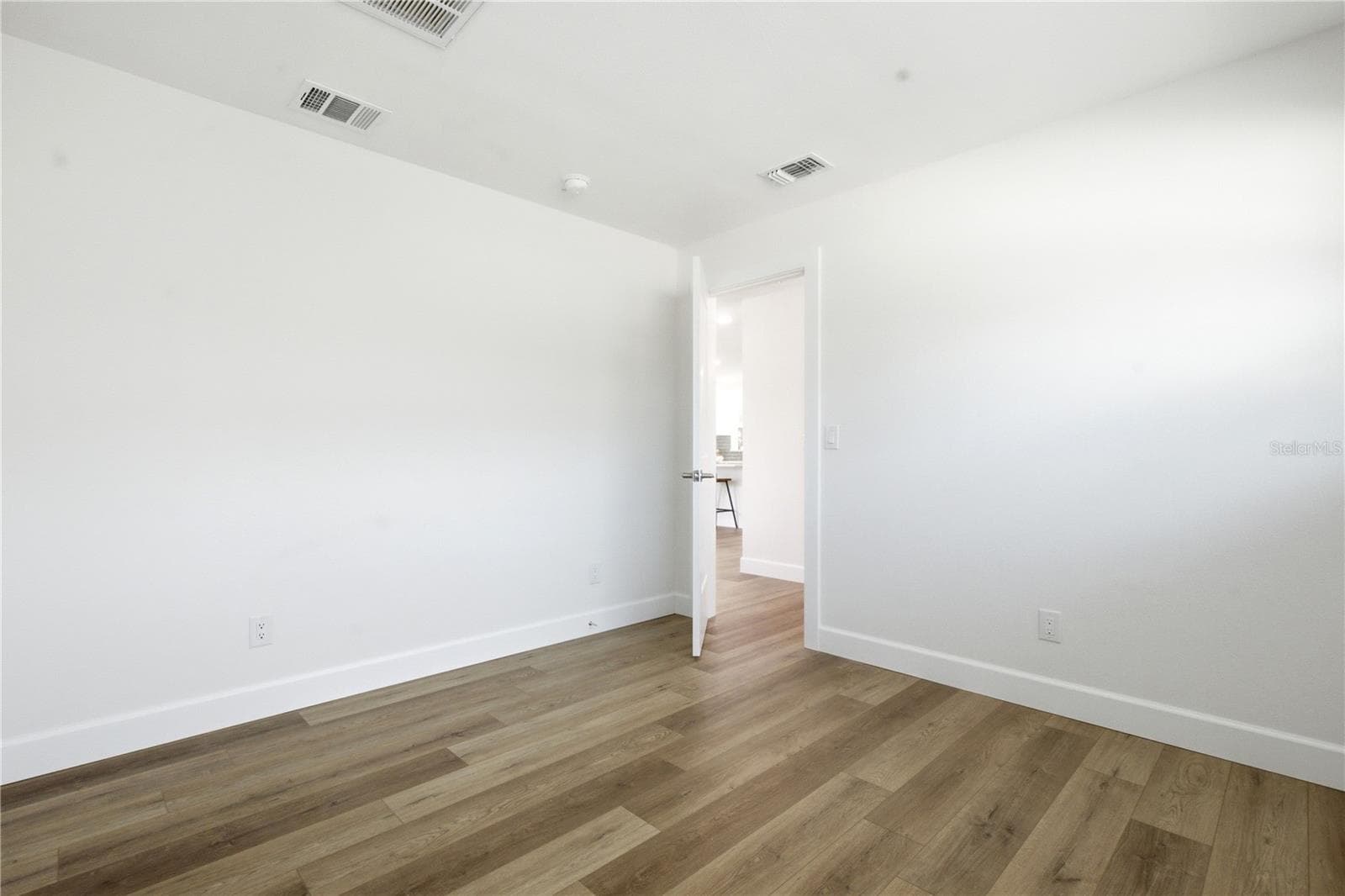Single Family Residence at 1199 KEENE RD, DUNEDIN, photo 14 of 33