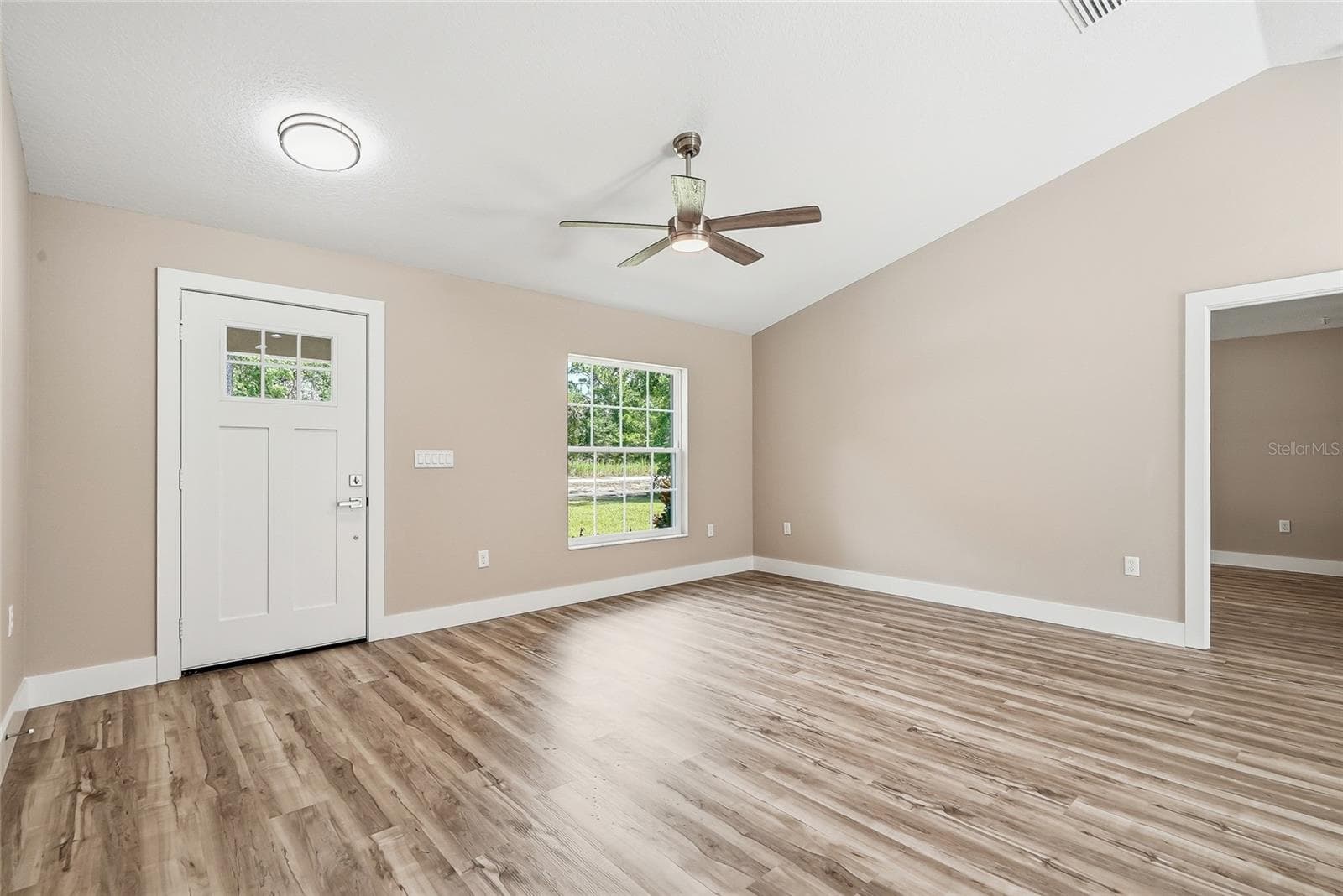 Single Family Residence at 16325 FORCE RD, BROOKSVILLE, photo 11 of 53