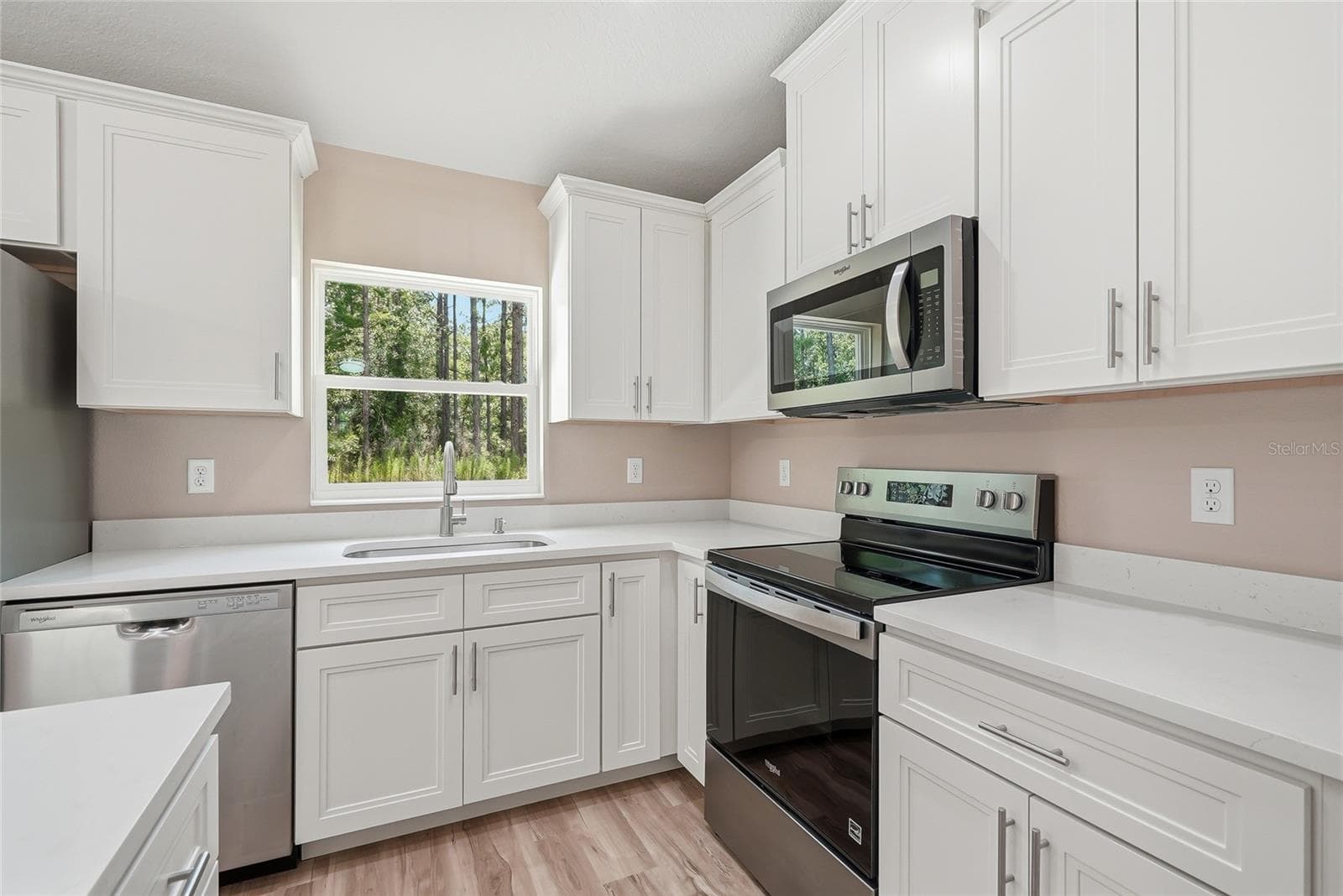 Single Family Residence at 16325 FORCE RD, BROOKSVILLE, photo 19 of 53