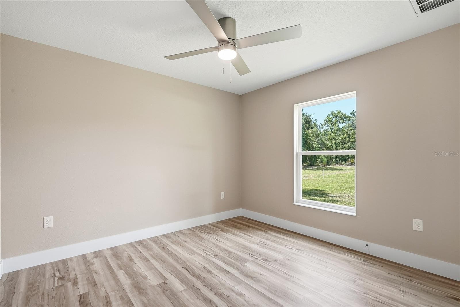 Single Family Residence at 16325 FORCE RD, BROOKSVILLE, photo 30 of 53
