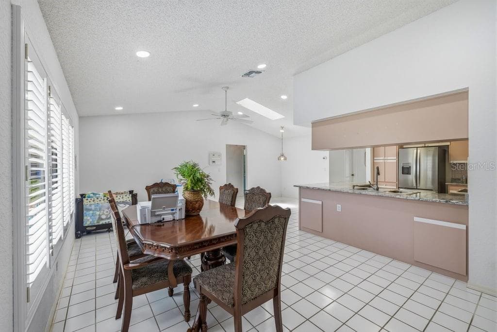 Single Family Residence at 10186 SLEEPY WILLOW CT, SPRING HILL, photo 12 of 30