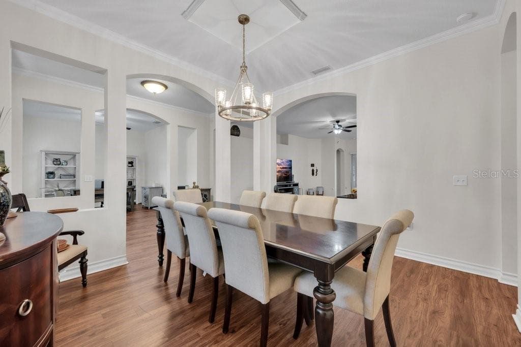 Single Family Residence at 16135 BRIDGEDALE DR, LITHIA, photo 6 of 40