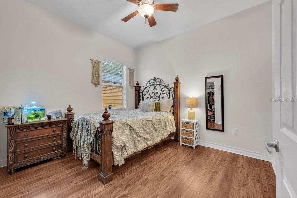 Single Family Residence at 16135 BRIDGEDALE DR, LITHIA, photo 21 of 40