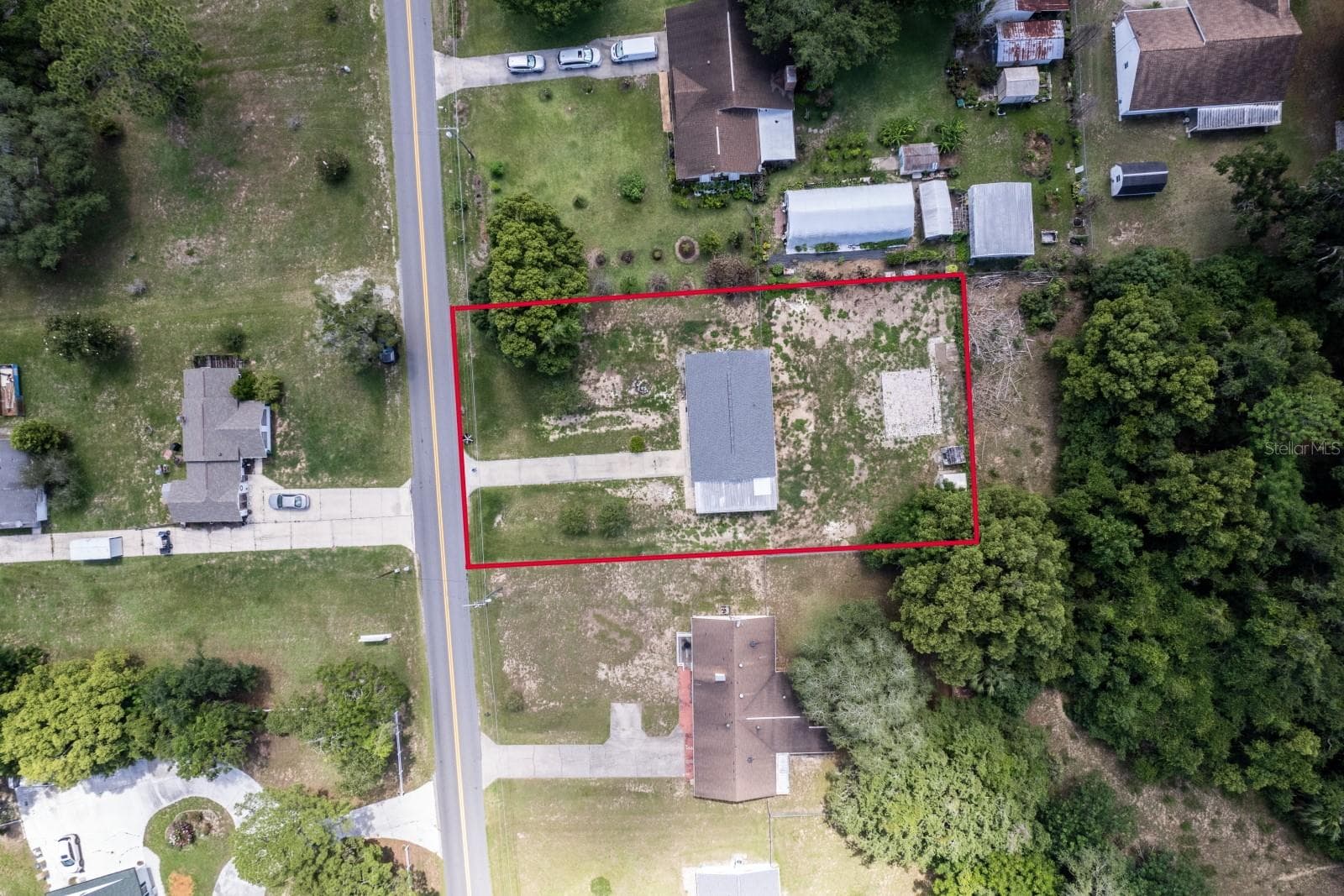 Red boundary lot overview - 5222 EAGLES NEST RD, FRUITLAND PARK