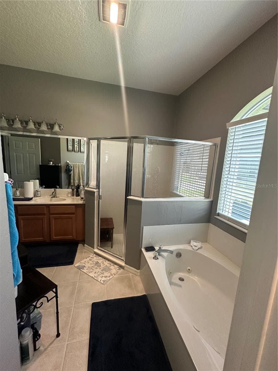Single Family Residence at 2500 CORBYTON CT, ORLANDO, photo 15 of 27