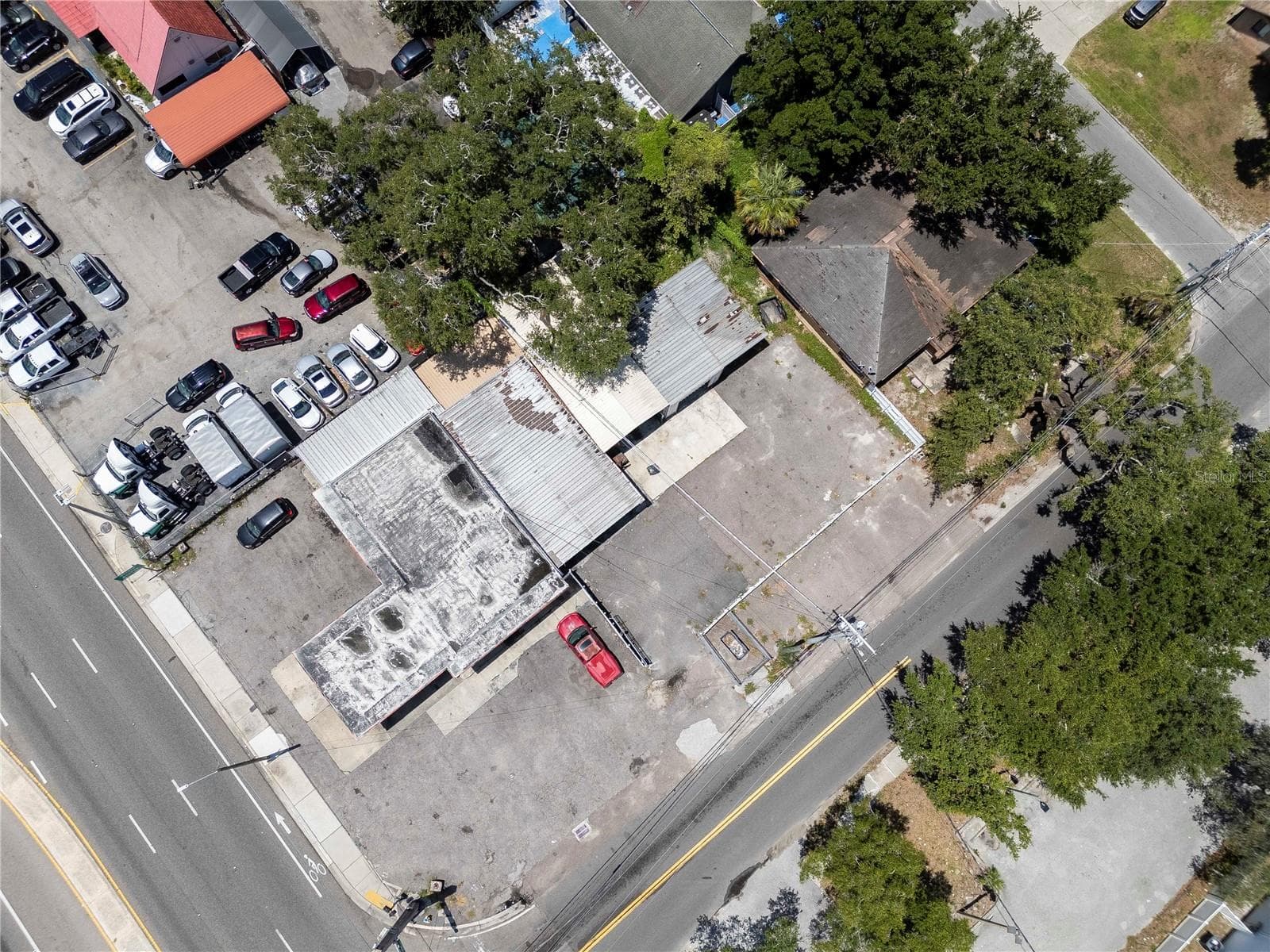 Mixed Use at 8624 N FLORIDA AVE, TAMPA, photo 3 of 13