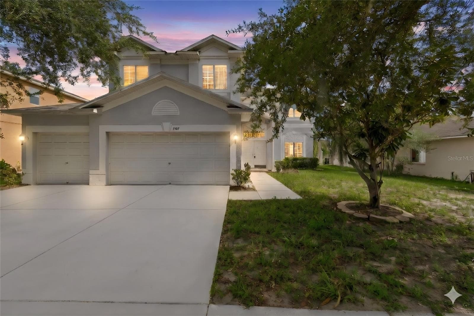 3307 PINE TOP DR