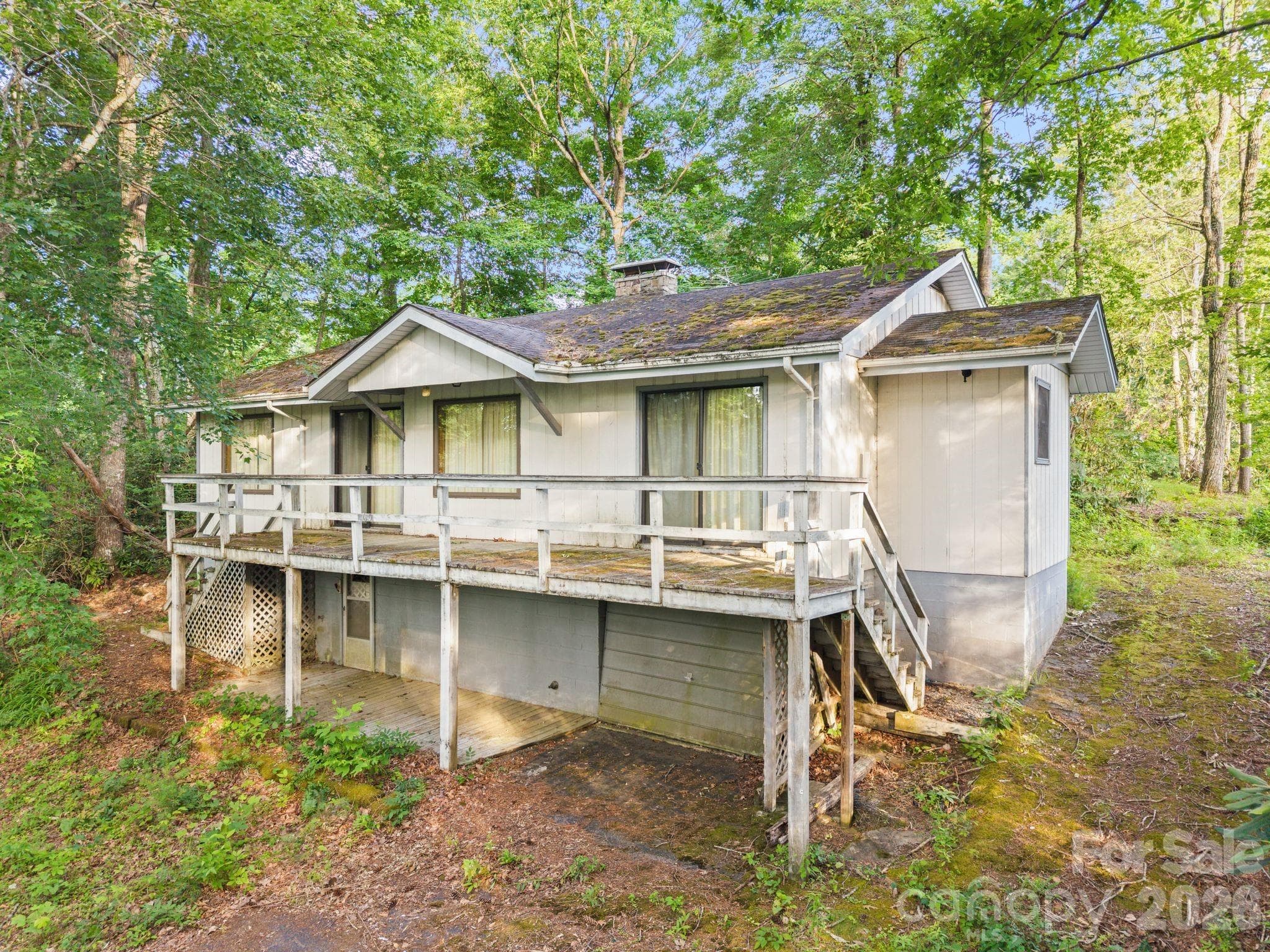 Single Family Residence at 65 Gurney Franklin Road, Newland, photo 2 of 24