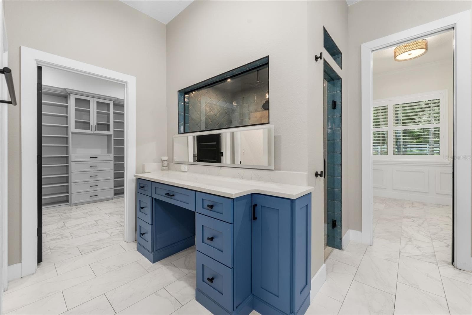 primary vanity area - 994 SW 37TH PLACE RD, OCALA