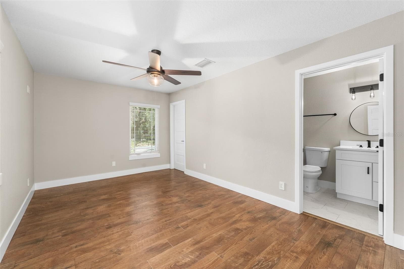 upstairs loft with bath - 994 SW 37TH PLACE RD, OCALA