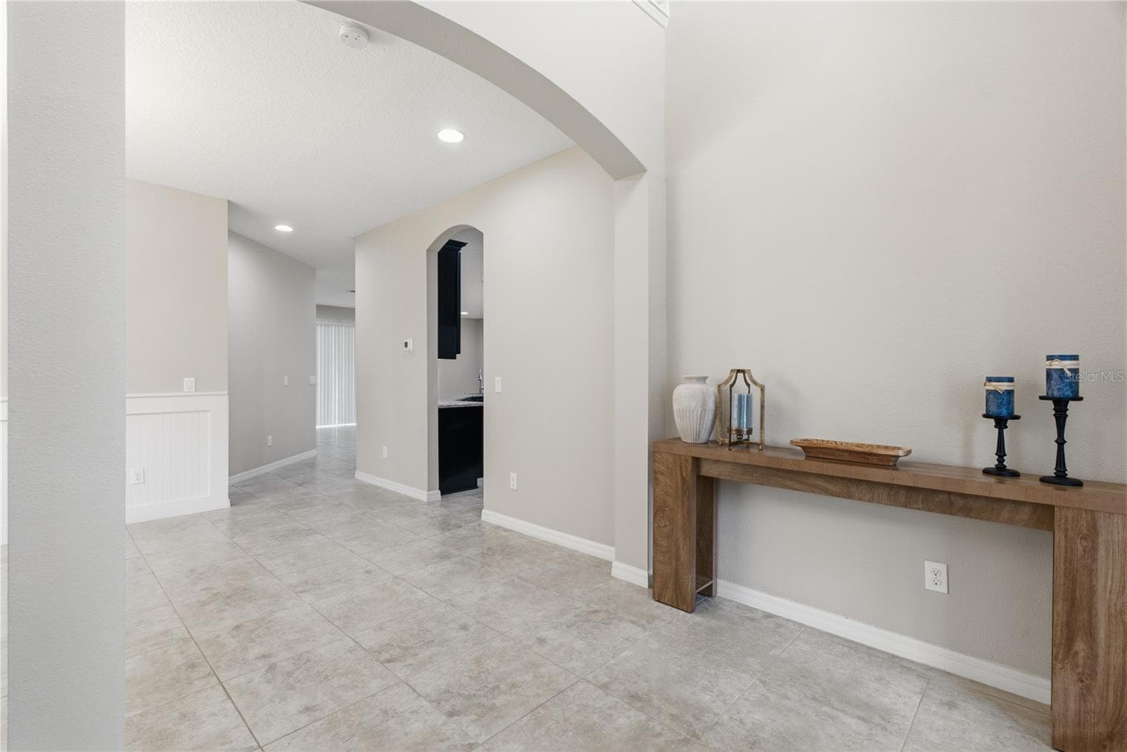 Single Family Residence at 9167 BELLA VITA CIR, LAND O LAKES, photo 9 of 133