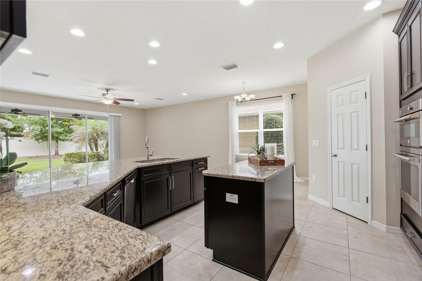 Single Family Residence at 9167 BELLA VITA CIR, LAND O LAKES, photo 21 of 133
