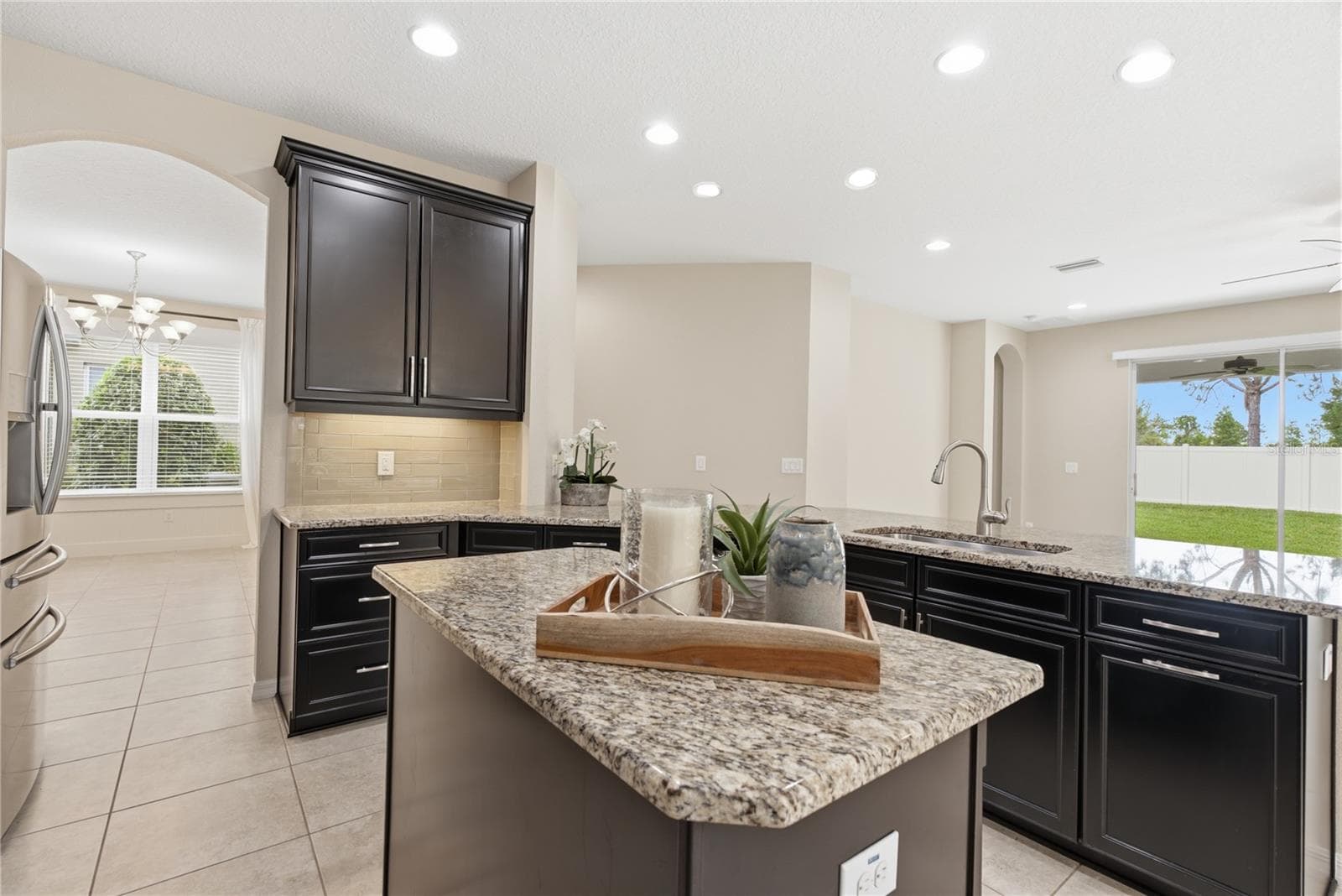Single Family Residence at 9167 BELLA VITA CIR, LAND O LAKES, photo 23 of 133