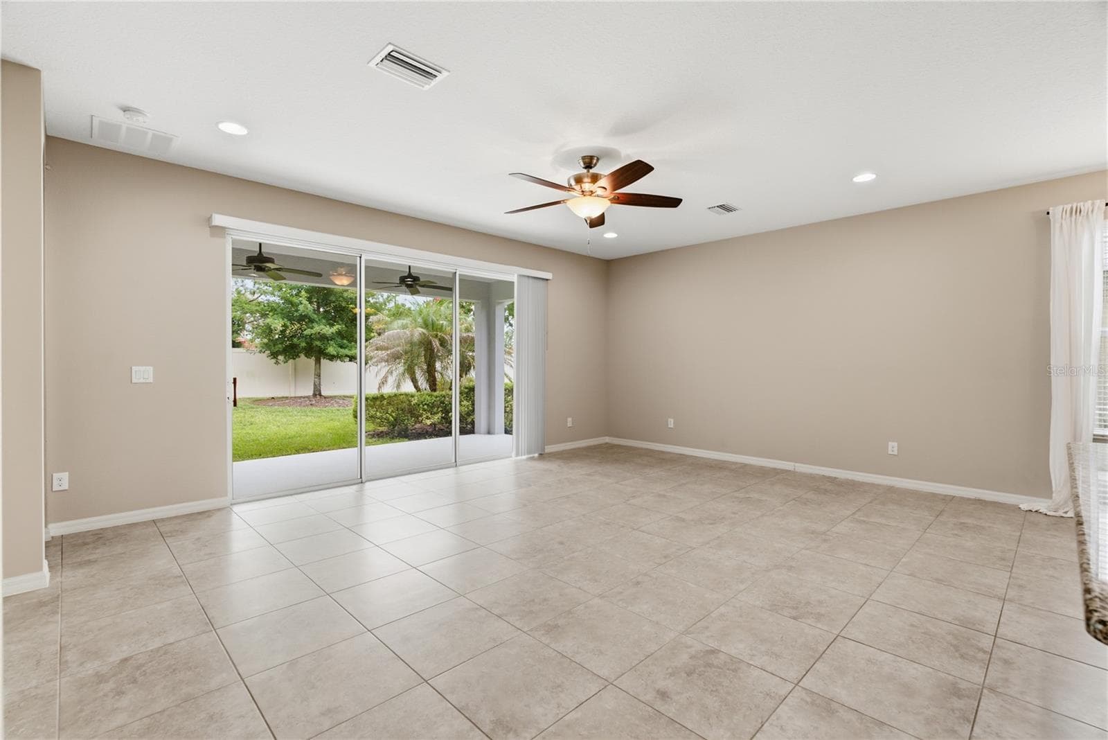 Single Family Residence at 9167 BELLA VITA CIR, LAND O LAKES, photo 39 of 133