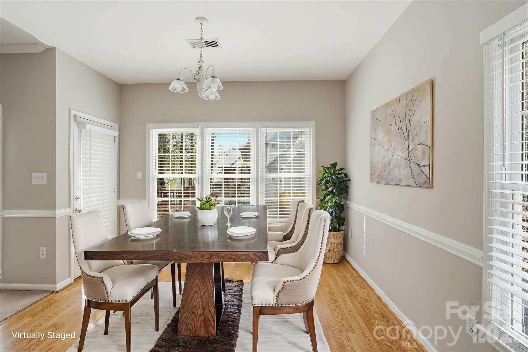 Virtually Staged - Huntersville