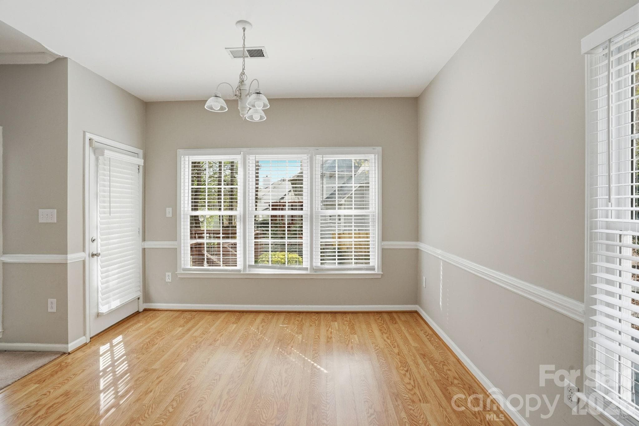 Single Family Residence at Huntersville, photo 7 of 46