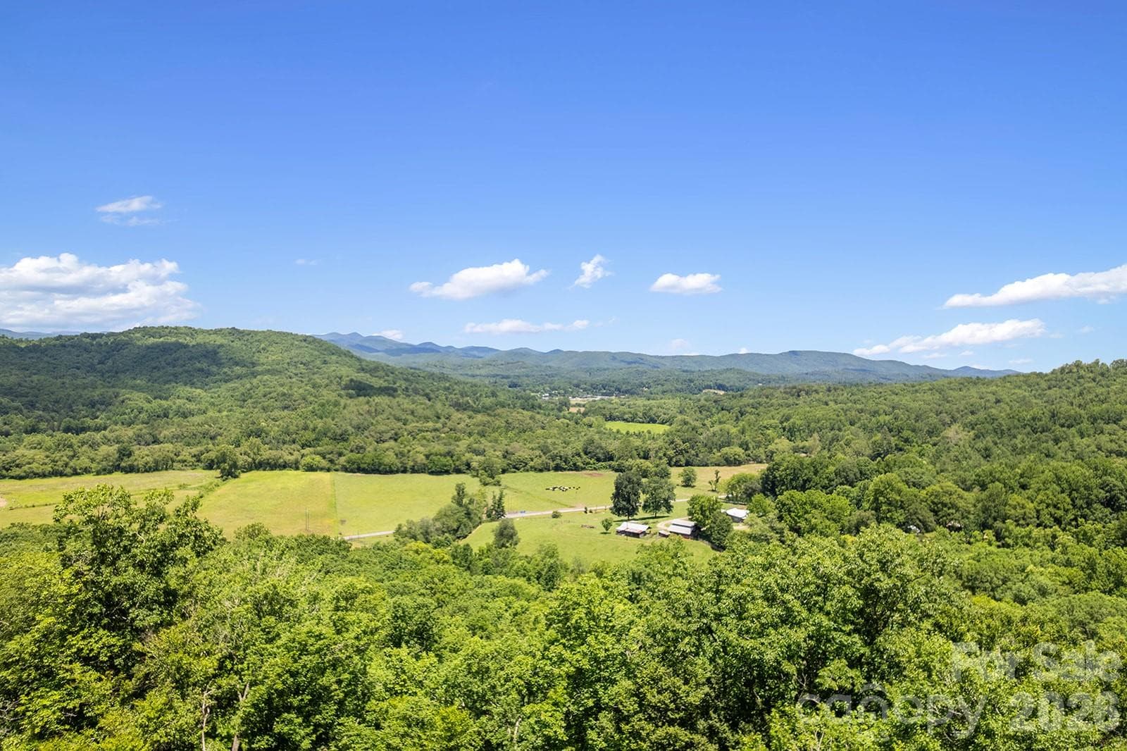 Panoramic long-range views from the main level - 376 Stoney Brook Road, Penrose