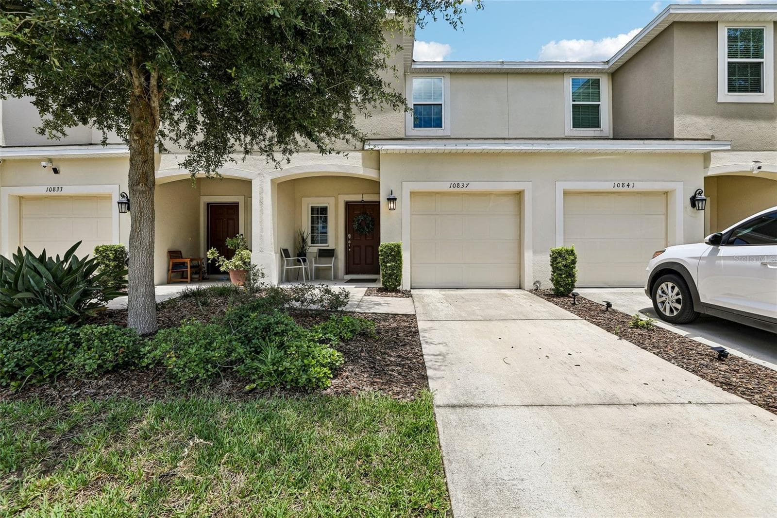 10837 WYNE TREE CT