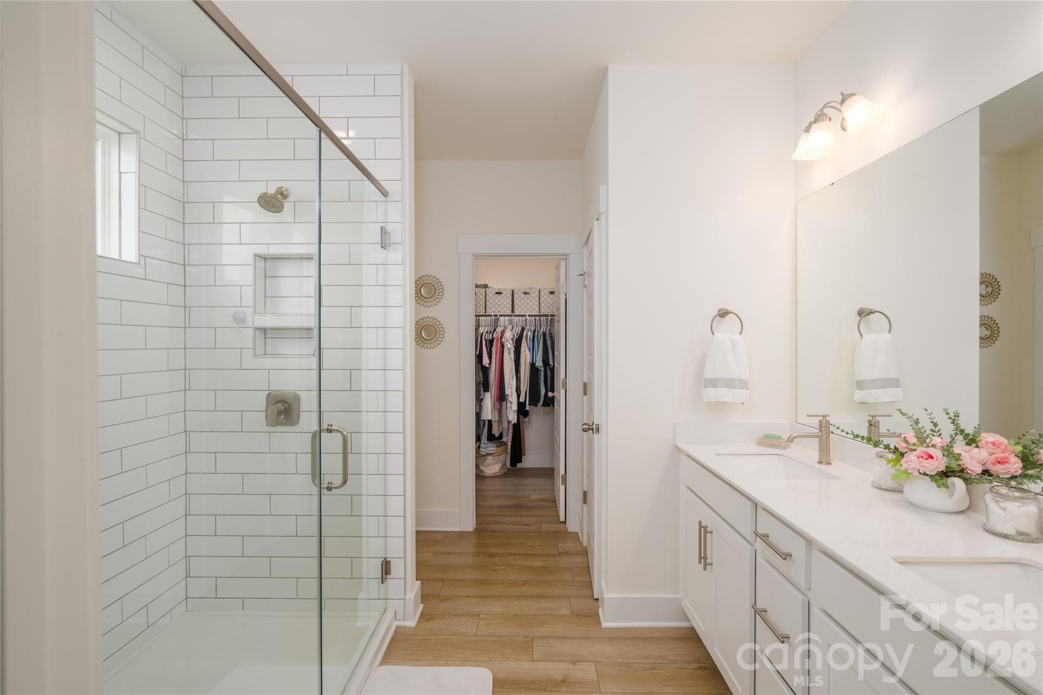 Primary Ensuite Bath - 1452 Ardmore Drive, Sherrills Ford