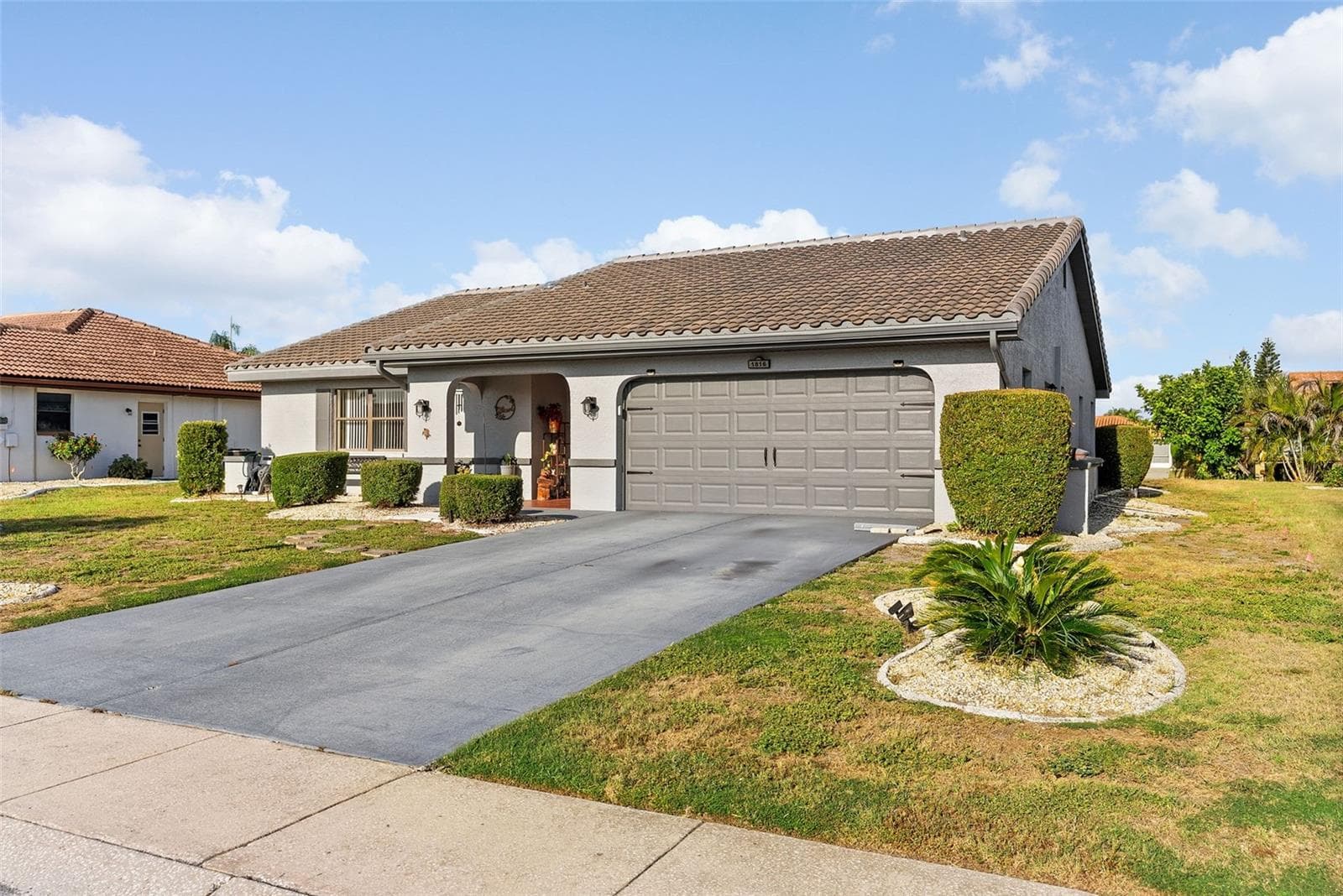 1816 GRANVILLE LN