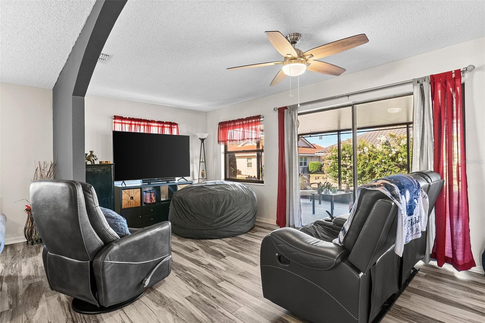 Single Family Residence at 1816 GRANVILLE LN, SUN CITY CENTER, photo 8 of 32