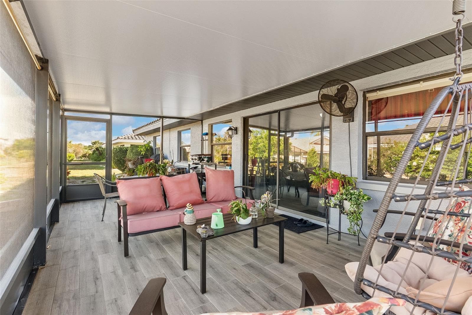 screened covered lanai - 1816 GRANVILLE LN, SUN CITY CENTER
