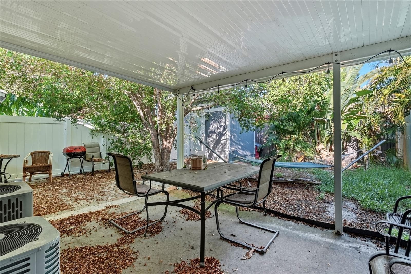 2300 private backyard - 2310 29TH ST N, ST PETERSBURG