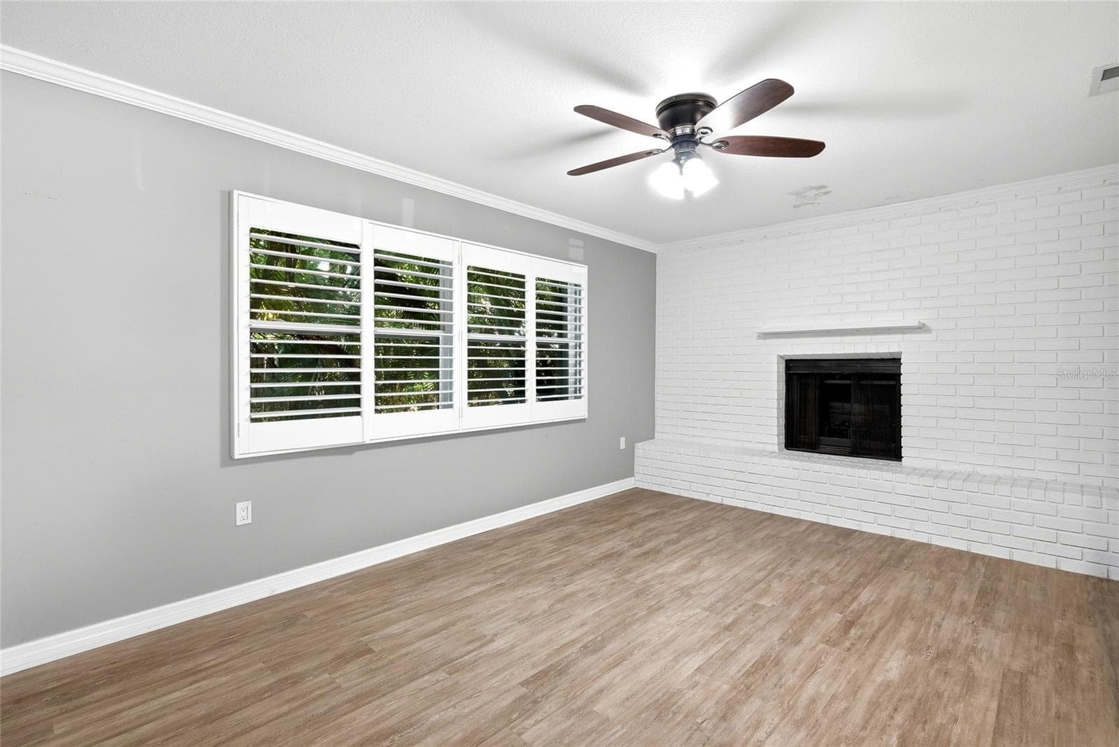 2310 living room - 2310 29TH ST N, ST PETERSBURG