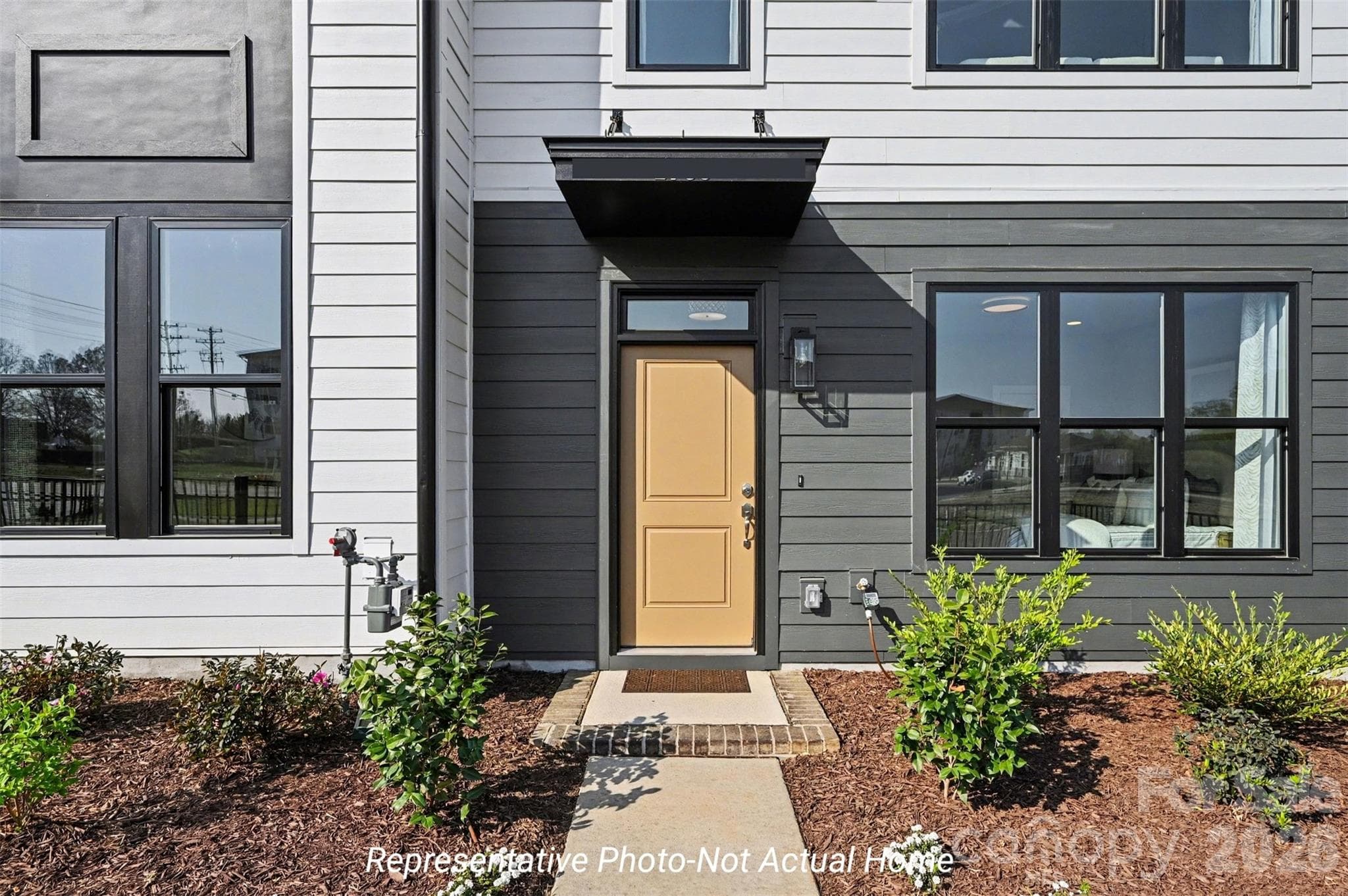 Townhouse at Charlotte, photo 4 of 29