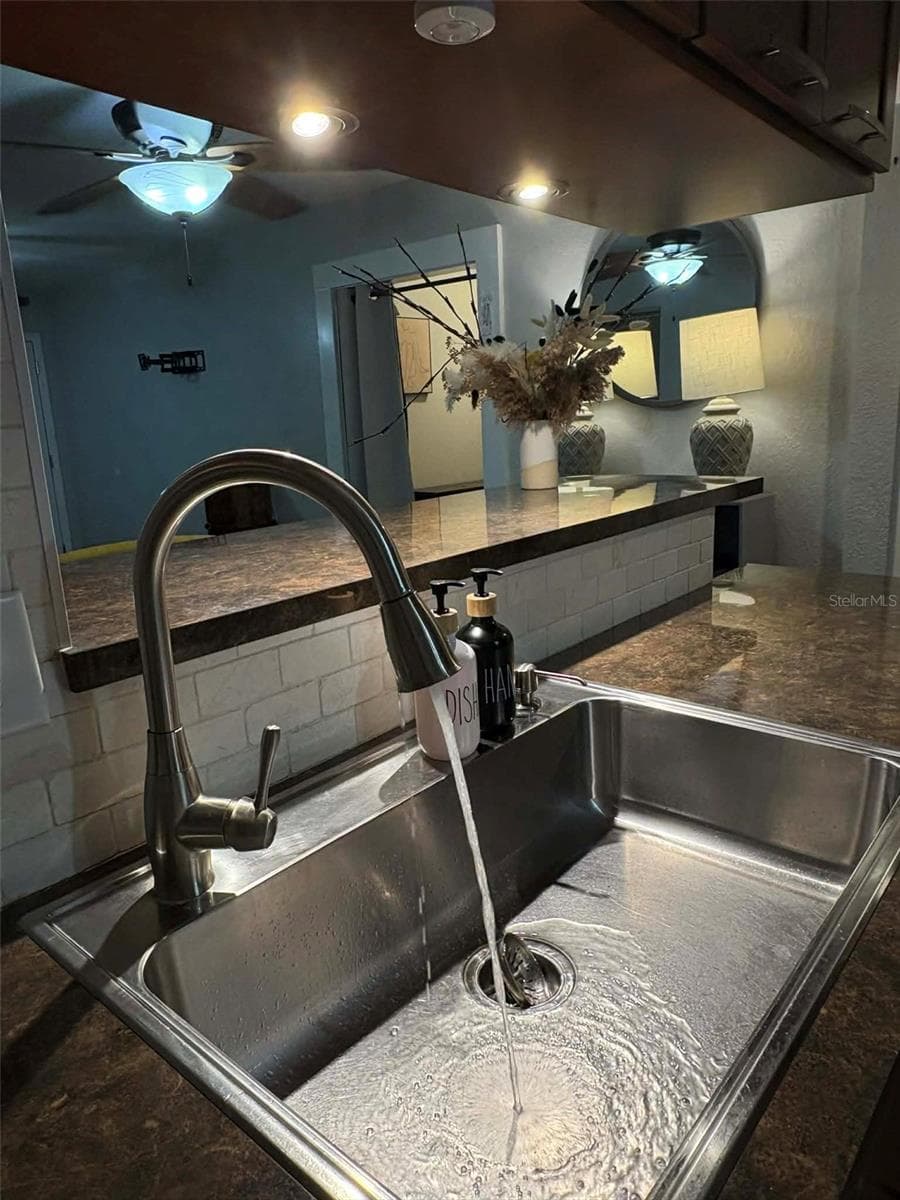 Main Kitchen - 1040 S OHIO AVE, LAKELAND