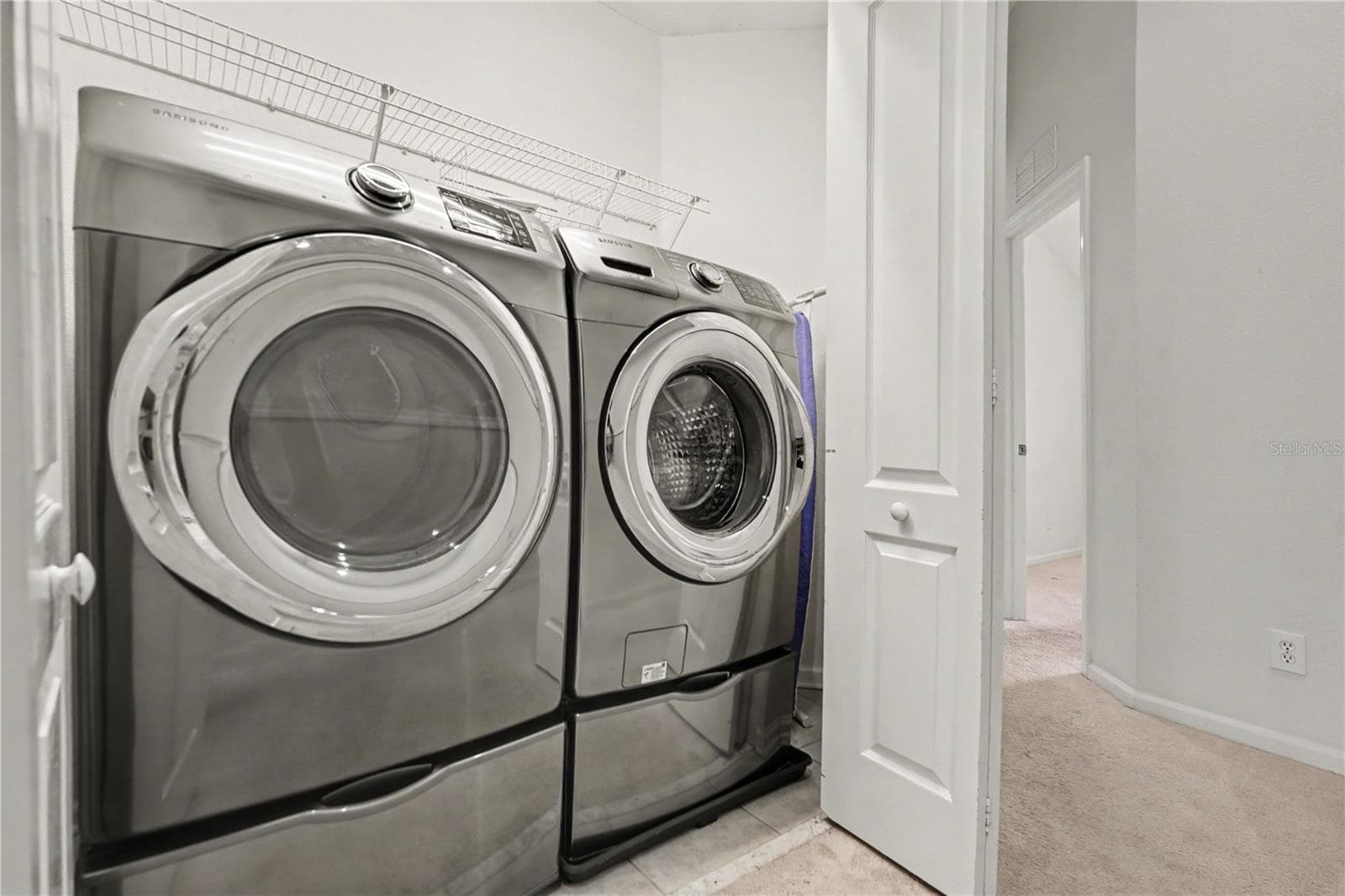 Laundry - 8471 SANDY BEACH ST, TAMPA